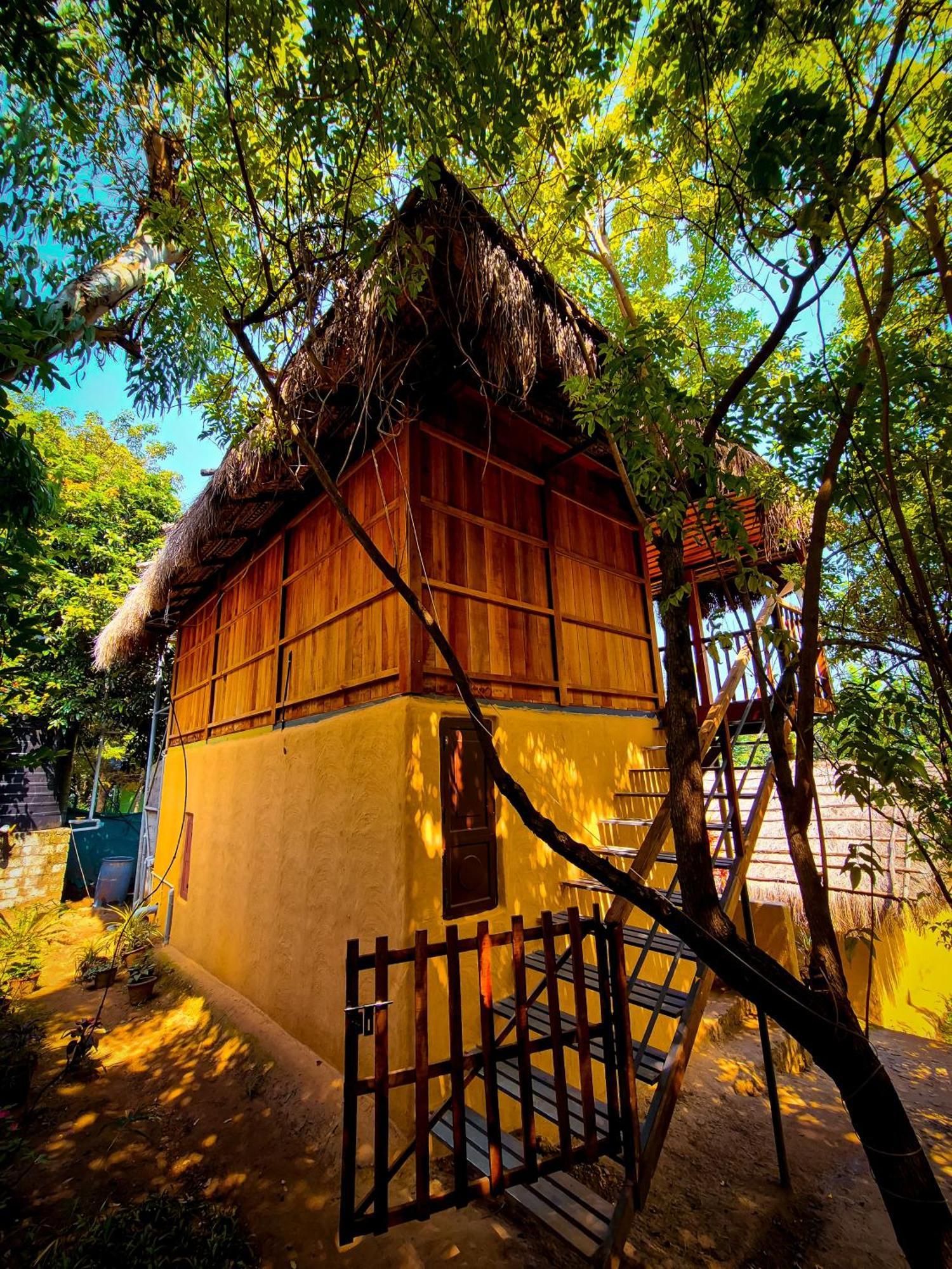 Nature Tones By Brdge Hospitality Acomodação com café da manhã Maraiyūr Exterior foto